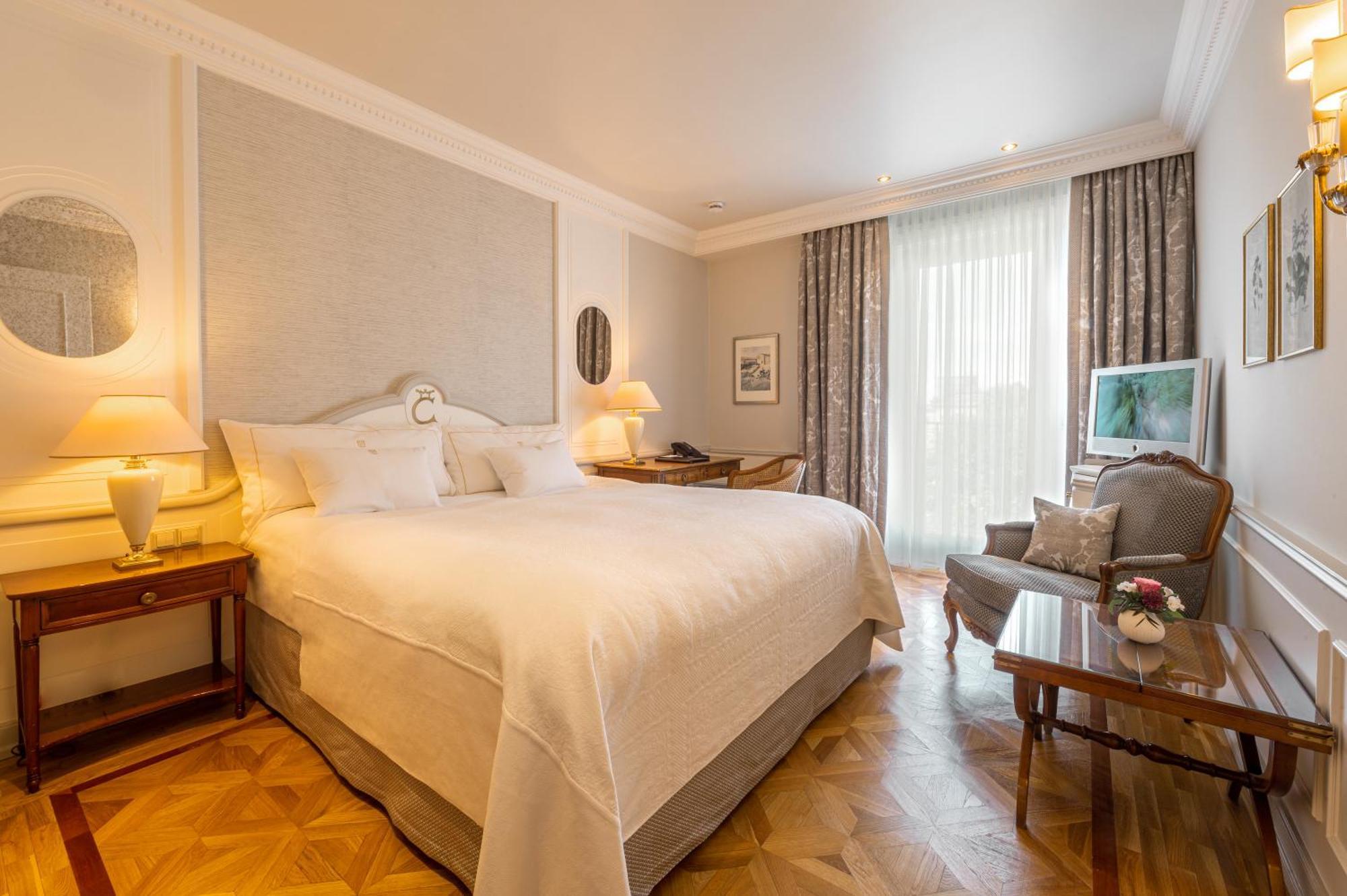 Colombi Hotel Freiburg im Breisgau Dış mekan fotoğraf A room at the hotel