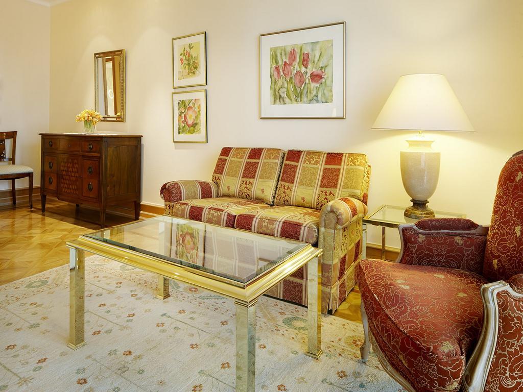 Colombi Hotel Freiburg im Breisgau Dış mekan fotoğraf A living room