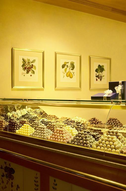 Colombi Hotel Freiburg im Breisgau Dış mekan fotoğraf Chocolate truffles