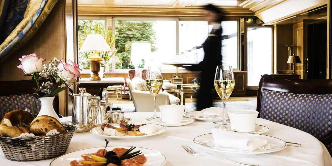 Colombi Hotel Freiburg im Breisgau Dış mekan fotoğraf A restaurant in a hotel